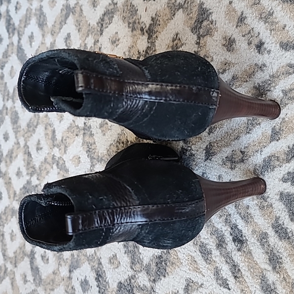 Tory Burch booties - Picture 6 of 6